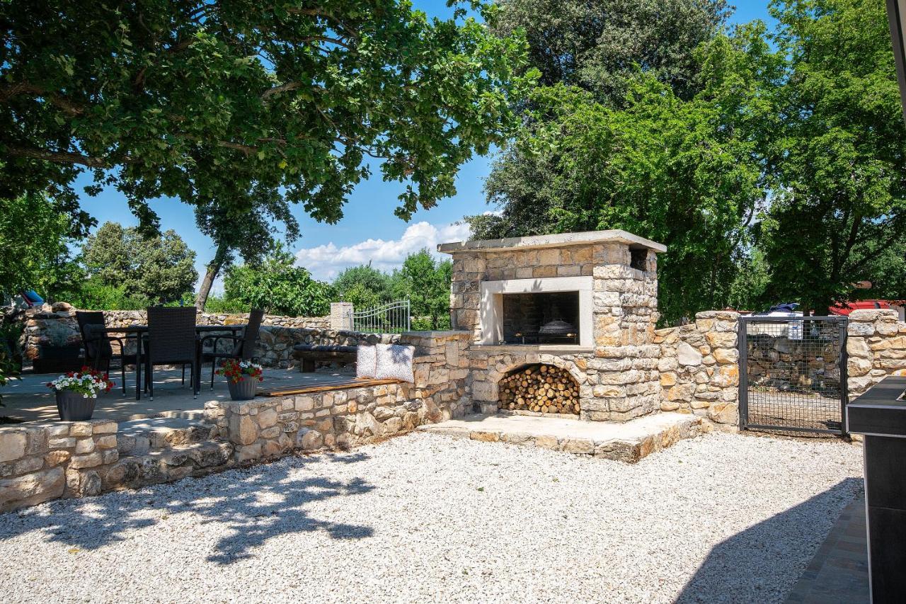 Old Oak Holiday House Villa Rovinj Luaran gambar
