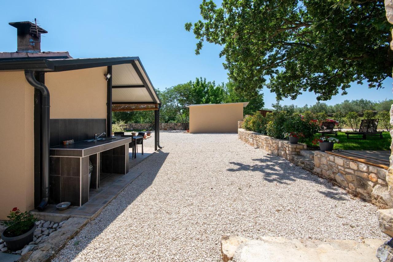 Old Oak Holiday House Villa Rovinj Luaran gambar